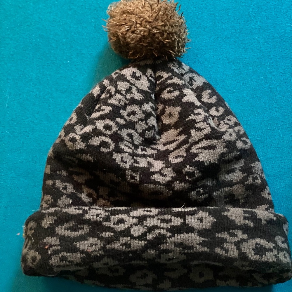 Free people black cheetah/leopard Pom hat